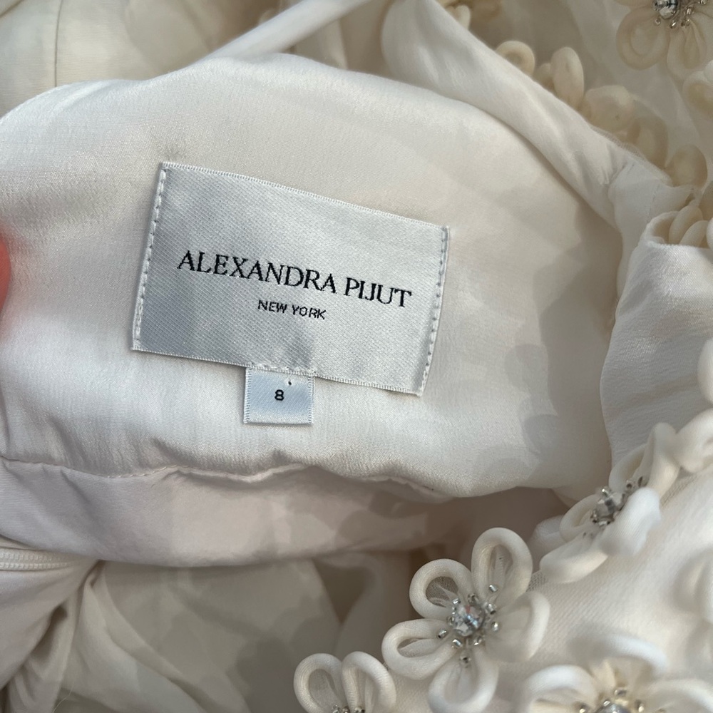 RAINEY DRESS IN IVORY SILK FAILLE WITH FLORAL APPLIQUÉ - Picture 7 of 11